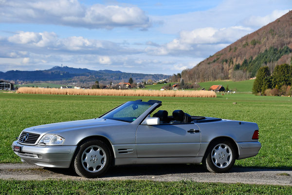 Mercedes-Benz SL 280 (R129) (1995) - als Lot 165A angeboten an der Frühlingsversteigerung der Oldtimer Galerie Toffen am 25. März 2023