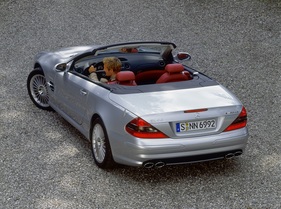Mercedes-Benz SL 55 AMG (2001) - mit Kompressor noch schnellere Variante des R230