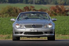 Mercedes-Benz SL 55 AMG (2002) - 181,5 cm breit