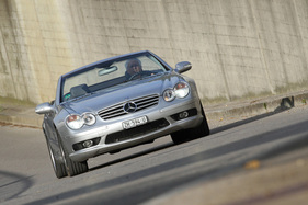 Mercedes-Benz SL 55 AMG (2002) - Dynamik garantiert