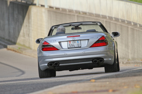 Mercedes-Benz SL 55 AMG (2002) - die meisten Exemplare wurden wohl ohne die Heckbeschriftungen ausgeliefert