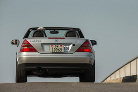 Mercedes-Benz SLK 230 (1997) - aus einer Zeit, als man noch nicht allzu viel am Auspuff herum designte