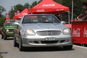 Mercedes-Benz SLK bei der Anreise - Youngtimer Stockental 2025 Mercedes-Benz SLK bei der Anreise - Youngtimer Stockental 2025
