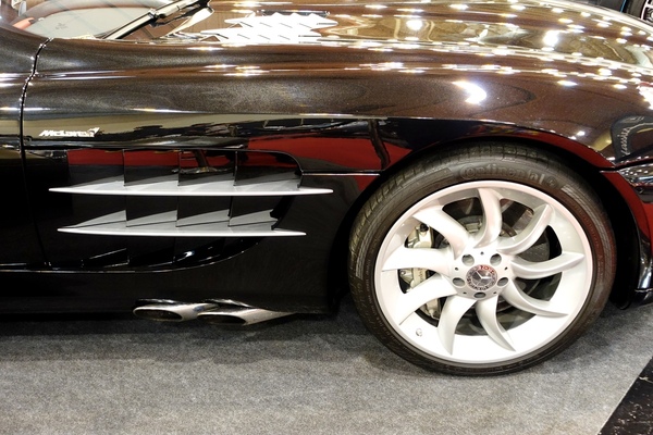 Mercedes-Benz SLR McLaen Roadster (2009) – die typischen Turbinenräder – Essen Motor Show 2024