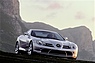 Mercedes-Benz SLR McLaren (2003) - mit riesiger Motorhaube und Vieraugengesicht (© Mercedes-Benz AG, 2003) Mercedes-Benz SLR McLaren (2003) - mit riesiger Motorhaube und Vieraugengesicht (© Mercedes-Benz AG, 2003)