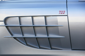 Mercedes-Benz SLR McLaren 722 Edition (2007) - Luftauslass auf der Flanke und 722-Zeichen