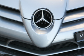 Mercedes-Benz SLR McLaren 722 Edition (2007) - die Frontgestaltung sollte an die Formel-1-Autos der Zeit erinnern