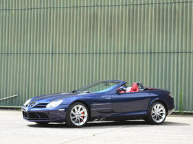 Mercedes-Benz SLR McLaren Roadster (2007) - Lot 215 an der Bonhams Goodwood Revival Versteigerung am 9. September 2023