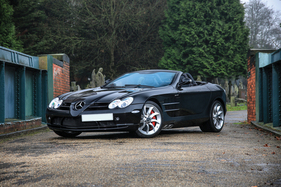 Mercedes-Benz SLR McLaren Roadster (2008) - als Lot 132 an der RM/Sotheby's Versteigerung in Paris am 7. Februar 2018