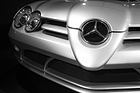 Mercedes-Benz SLR Mclaren ( 2004) - versteigert als Lot 161 an der RM/Sotheby's Auktion in Paris am 3. Februar 2016