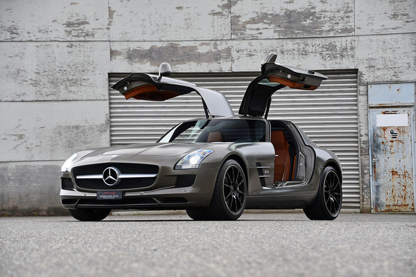 Image: Mercedes-Benz SLS AMG (2010) - registered for the Oldtimer Galerie Gstaad auction on December 29, 2024