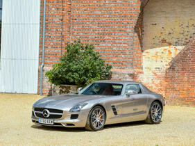 Mercedes-Benz SLS AMG Coupé (2010) - als Lot 321 angeboten an der Bonhams Goodwood Revival Versteigerung am 17. September 2022