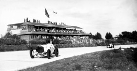 Mercedes Benz SSK (1931) - Rudolf Caracciola am Avus-Rennen in Berlin am 2. August 1931