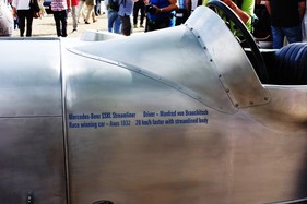 Mercedes-Benz SSKL Stromlinie (1932) , gefahren von Manfred von Brauchitsch – Classic Days Düsseldorf 2022