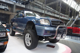 Bild Mercedes-Benz Schulz Big Foot (1992) – Von allem das ... Beste? – German Tuners from the '80s and '90s – Autoworld Brüssel 2025
