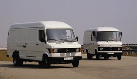 Mercedes-Benz T1/TN (1977) - as a panel van