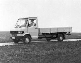 Mercedes-Benz T1/TN (1977) - der T1 ist ein Kleintransporter, der von 1977 bis 1995 gebaut wurde