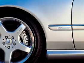 Mercedes-Benz Typ CL 55 AMG F1 Limited Edition (2000) - Die Felgen bestehen aus Leichtmetall und haben einen Durchmesser von 19 Zoll (2000)