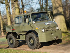 Mercedes-Benz Unimog 406.101 ATV (1983) - als Lot 147 angeboten an der Bonhams Mercedes-Benz-Versteigerung in Stuttgart am 19. März 2016