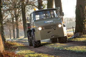 Mercedes-Benz Unimog 406.101 ATV (1983) - als Lot 147 angeboten an der Bonhams Mercedes-Benz-Versteigerung in Stuttgart am 19. März 2016