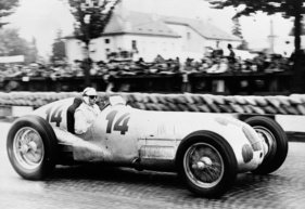 Mercedes-Benz W 125 (1937) - Swiss Grand Prix in Bremgarten on August 22, 1937 - the later winner Rudolf Caracciola