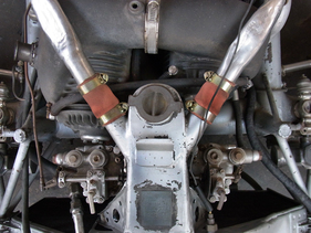 Mercedes Benz W 154 (1939) -  liegend angeordneter Zweistufen Kompressor