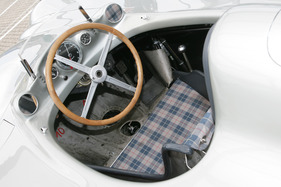 Mercedes Benz W 196 (1954) - Cockpit der Stromlinien-Variante