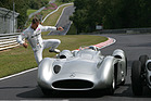 Bild: Mercedes Benz W 196 (1954) - Einsteigen - Schritt 1