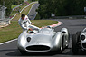 Mercedes Benz W 196 (1954) - Einsteigen - Schritt 3 (© Daniel Reinhard, 2011) Mercedes Benz W 196 (1954) - Einsteigen - Schritt 3 (© Daniel Reinhard, 2011)