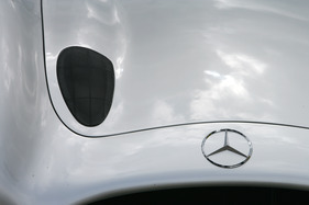 Mercedes Benz W 196 (1954) - Lufteinlass für die Ansaugseite des Motors
