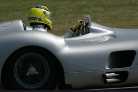 Mercedes Benz W 196 (1954) - Stromlinienvariante bei Demonstrationsfahrten mit Nico Rosberg