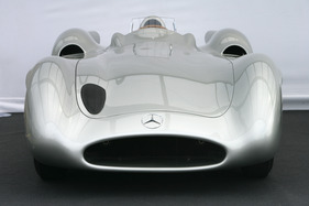 Mercedes Benz W 196 (1954) - die Stromlinien-Variante von vorne