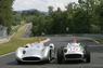 Mercedes Benz W 196 (1954) - wiedervereinigt auf dem Nürburgring im Jahre 2011 (© Daniel Reinhard, 2011) Mercedes Benz W 196 (1954) - wiedervereinigt auf dem Nürburgring im Jahre 2011 (© Daniel Reinhard, 2011)