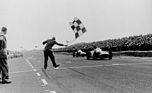 Bild: Mercedes-Benz W 196 (1955) – Der W196 von Juan Manuel Fangio überquerte beim Grossen Preis der Niederlande in Zandvoort 1955 als erster die Ziellinie.