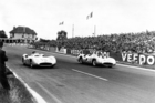 Mercedes Benz W 196 R (1954) - Rad-an-Rad-Duell zwischen Fangio und Kling beim Grossen Preis von Frankreich 1954
