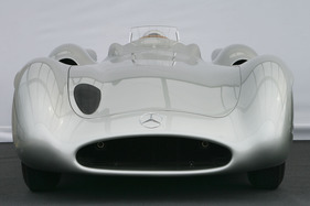 Mercedes Benz W 196 Streamliner (1954) - wiedervereinigt auf dem Nürburgring im Jahre 2011