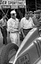 Bild: Mercedes Benz W 25 (1934) - Rudolf Caracciola bei den Startvorbereitungen am Grossen Preis der Schweiz 1934