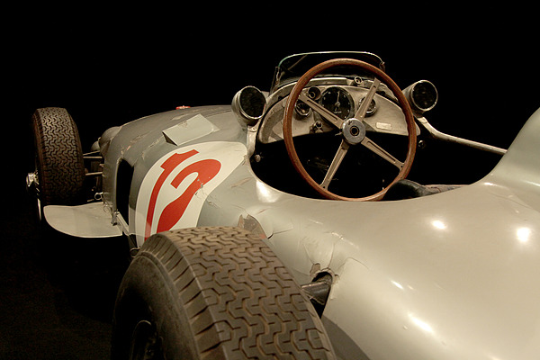 Bild: Mercedes-Benz W196 (1954) - in diesem Cockpit sass Juan Manuel Fangio