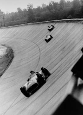 Mercedes-Benz W196 R (1955) - Karl Kling beim Grossen Preis von Monza, gefolgt von Piero Taruffi