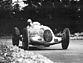 Mercedes-Benz W25K (1936) – Louis Chiron beim Grossen Preis von Deutschland (© Ludvigsen Partners, 1936) Mercedes-Benz W25K (1936) – Louis Chiron beim Grossen Preis von Deutschland (© Ludvigsen Partners, 1936)
