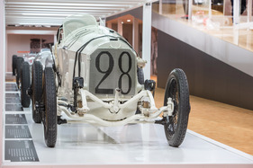 Mercedes Grand Prix 4,5 Liter (1914) - vorne die Kurbel für den Startvorgang