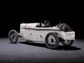 Mercedes Grand Prix 4,5 Liter (1914) - zwei Reserveräder - die Reifen waren einer der schwachen Punkte dieser Wagen
