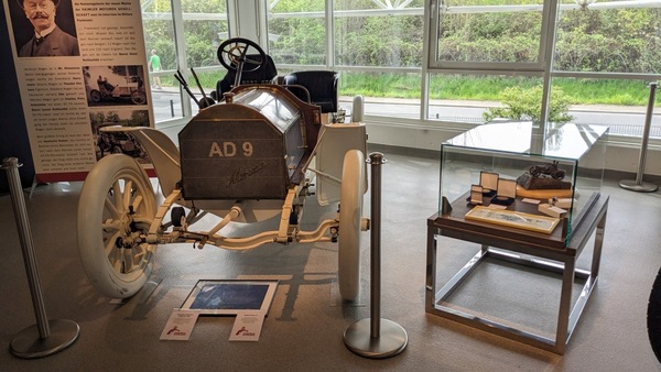 Bild: Mercedes Simplex 18/28 PS, Baujahr 1904 - in der Ausstellung "120 Jahre Gordon-Bennett-Rennen 1904" im Automuseum Central Garage
