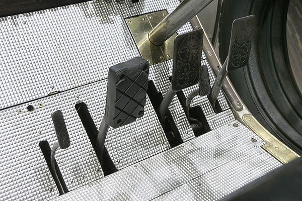 Mercedes Simplex (1904) am Genfer Autosalon 2011 - Details