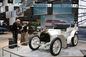 Mercedes-Simplex 40 PS (1903) - aus damaliger Sicht für seine einfache Handhabung berühmt, daher "Simplex" - Retro Classics Stuttgart 2020