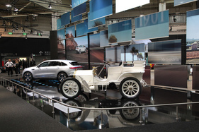 Mercedes-Simplex 40 PS (1903) - soll die Brücke zur modernen Elektromotorisierung schlagen - Techno Classica Essen 2019 Mercedes-Simplex 40 PS (1903) - soll die Brücke zur modernen Elektromotorisierung schlagen - Techno Classica Essen 2019