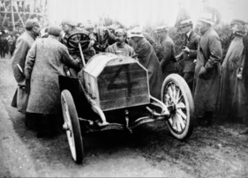 Mercedes-Simplex 60 PS (1903) - Camille Jenatzy siegt beim IV. Gordon-Bennett-Rennen in Irland 1903
