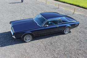 Mercury Cougar (1967) - als Lot 15 an der Versteigerung der Oldtimer Galerie Toffen anlässlich der Dolder Classics am 11. Juni 2016 (1967)