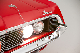 Mercury Cougar XR-7 (1969) - geöffnete Scheinwerferklappen