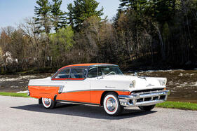Mercury Montclair Coupe (1956) - angeboten als Lot 144 an der Bonhams The Greenwich Auction am 4. Juni 2023 (1956)